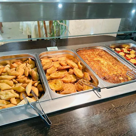 酒店 晴天俱乐部酒店 3*